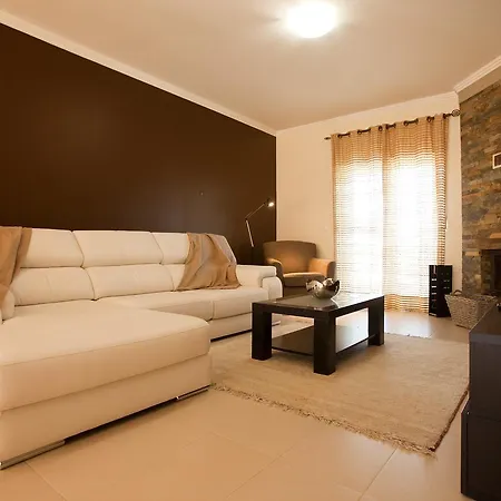 Vista Real Villa Carvoeira
